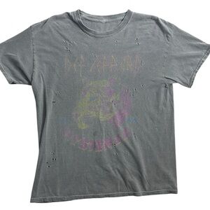 Def Leppard Hysteria Distressed Band T-Shirt Gray Vintage Rock Style‎ Tee